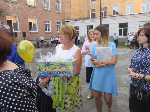 Урочистості з нагоди 1 вересня у школі №5, фото №23 на сайті 20minut.ua