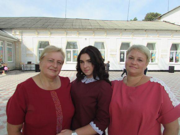 1вересня у школі №9 в селі Козятин, фото №23 на сайті 20minut.ua