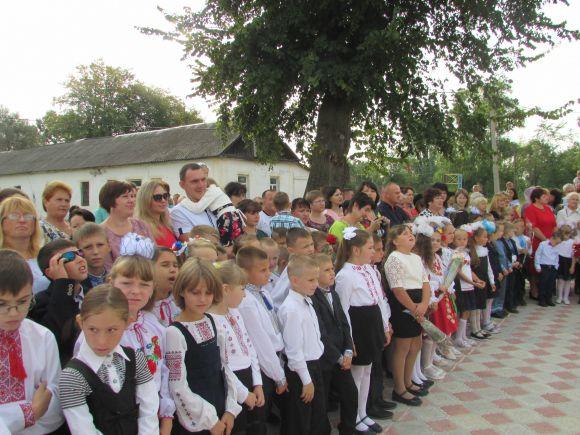 1вересня у школі №9 в селі Козятин, фото №18 на сайті 20minut.ua