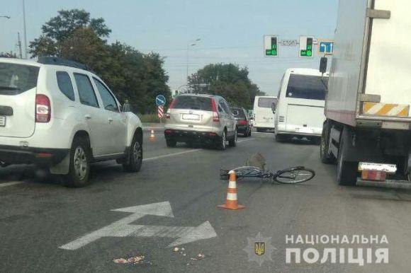 На виїзді з Вінниці під колесами "Мерседеса" загинув велосипедист, фото №2 на сайті 20minut.ua