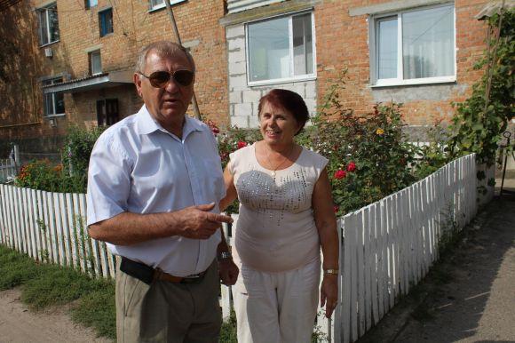 Новини Вінниці - фото з В Африці учні не списують на уроках. Як вінничани навчали дітей в Буркіна-Фасо В Африці учні не списують на уроках. Як вінничани навчали дітей в Буркіна-Фасо, фото №4 на сайті 20minut.ua