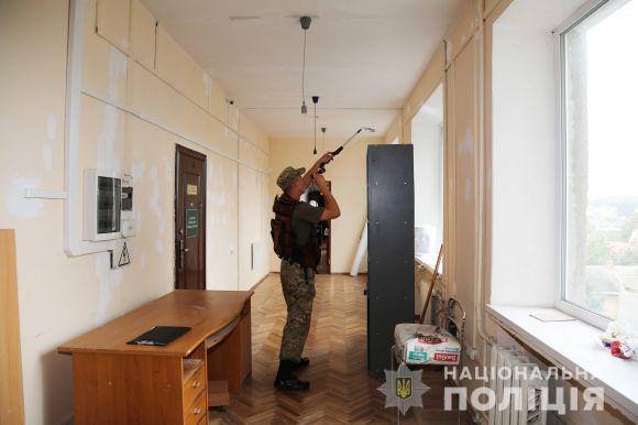 Замінування редакції «RІА»: поліція евакуювала всіх людей (ОНОВЛЕНО), фото №10 на сайті 20minut.ua