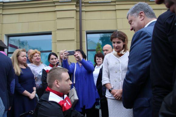 Новини Житомира - фото з Житомир відзначив день народження разом з Президентом Житомир відзначив день народження разом з Президентом, фото №3 на сайті 20minut.ua
