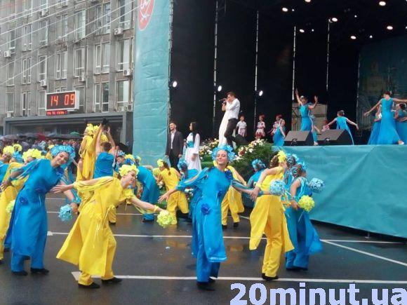 Порошенко, Гройсман та Моргунов: як Вінниця почала святкувати День міста, фото №1 на сайті 20minut.ua