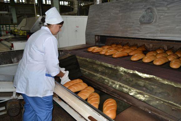 Новини Хмельницького - фото з Як у Хмельницькому випікають батон? Фоторепортаж з хлібокомбінату Як у Хмельницькому випікають батон? Фоторепортаж з хлібокомбінату, фото №5 на сайті vsim.ua