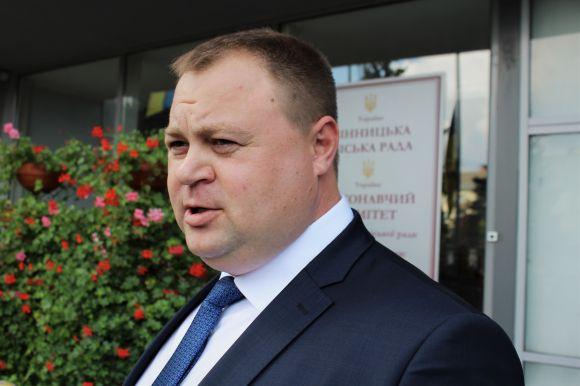 Новини Вінниці - фото з Чергове замінування: цього разу вибухівку шукали в мерії Чергове замінування: цього разу вибухівку шукали в мерії, фото №4 на сайті 20minut.ua