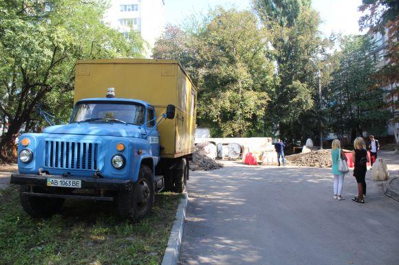 Новини Вінниці - фото з Чому частина Вишеньки без гарячої води та розкопана? Пояснюють тепловики Чому частина Вишеньки без гарячої води та розкопана? Пояснюють тепловики, фото №8 на сайті 20minut.ua