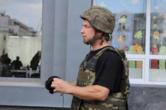 Новини Вінниці - фото з Чергове замінування: цього разу вибухівку шукали в мерії Чергове замінування: цього разу вибухівку шукали в мерії, фото №3 на сайті 20minut.ua