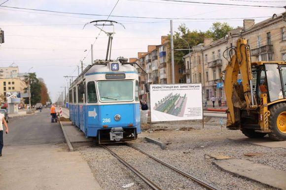 На Замостянській прибрали реверсний рух трамваїв, фото №1 на сайті 20minut.ua