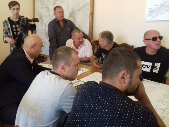 Орендатор приватної електростанції на Жуйка повинен до 1 жовтня відновити фауну річки Тетерів, фото №2 на сайті 20minut.ua