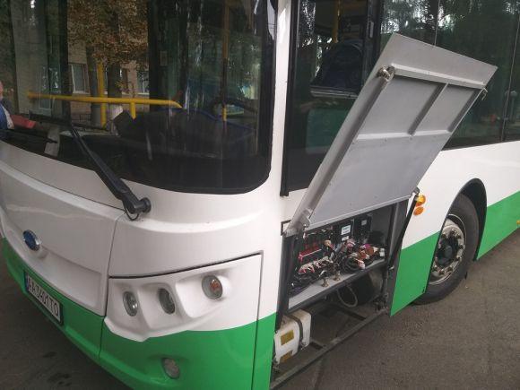 Новини Вінниці - фото з Кондиціонер та пандус. З Вишеньки пустили китайський електробус Кондиціонер та пандус. З Вишеньки пустили китайський електробус, фото №7 на сайті 20minut.ua