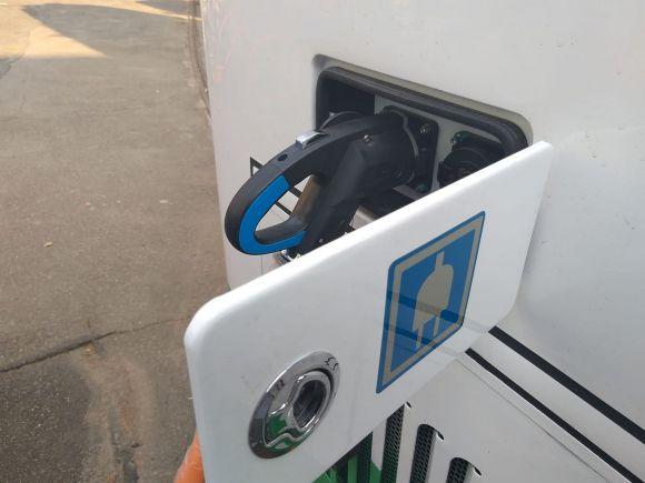 Новини Вінниці - фото з Кондиціонер та пандус. З Вишеньки пустили китайський електробус Кондиціонер та пандус. З Вишеньки пустили китайський електробус, фото №8 на сайті 20minut.ua