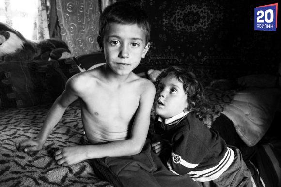 Як живуть роми біля Тернополя та про що мріють їхні діти (відео), фото №7 на сайті 20minut.ua