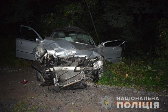 Новини Вінниці - фото з Водій Mercedes переїхав чоловіка на підводі та врізався у вантажівку. Є загиблий Водій Mercedes переїхав чоловіка на підводі та врізався у вантажівку. Є загиблий, фото №4 на сайті 20minut.ua