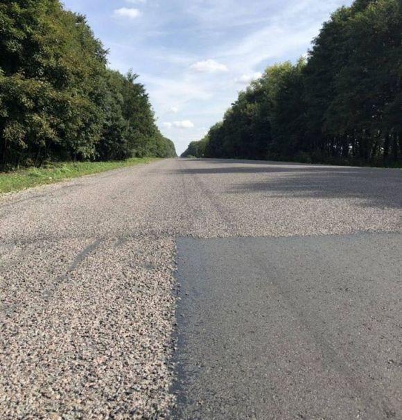 Через “нове” покриття на дорозі Тернопіль-Львів водії нищать автомобілі. Хто відшкодує витрати?, фото №3 на сайті 20minut.ua