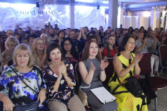 Новини Вінниці - фото з «Я дивний барабанщик». VINNYTSIA JAZZFEST розпочався ударним соло «Я дивний барабанщик». VINNYTSIA JAZZFEST розпочався ударним соло, фото №4 на сайті 20minut.ua