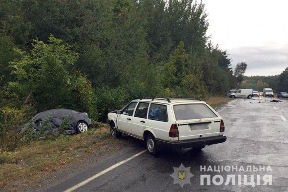Новини Хмельницького - фото з Вранці на трасі біля Хмельницького сталася потрійна ДТП: що відомо Вранці на трасі біля Хмельницького сталася потрійна ДТП: що відомо, фото №1 на сайті vsim.ua
