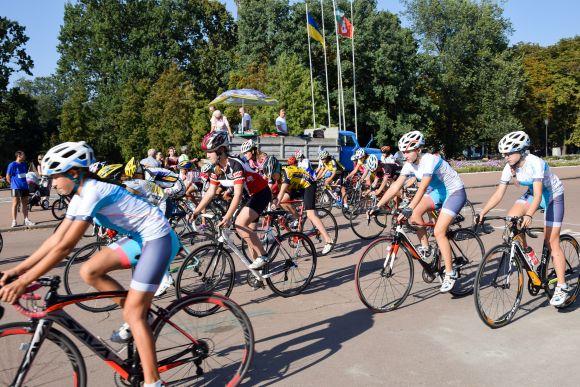 Новини Хмельницького - фото з Хмельницькі велосипедистки стали найкращими на всеукраїнських змаганнях Хмельницькі велосипедистки стали найкращими на всеукраїнських змаганнях, фото №4 на сайті vsim.ua