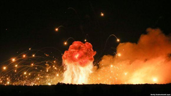 Новини Вінниці - фото з Річниця вибухів під Калинівкою: волонтери, пожежні і їх історії «випадкового» героїзму Річниця вибухів під Калинівкою: волонтери, пожежні і їх історії «випадкового» героїзму, фото №7 на сайті 20minut.ua