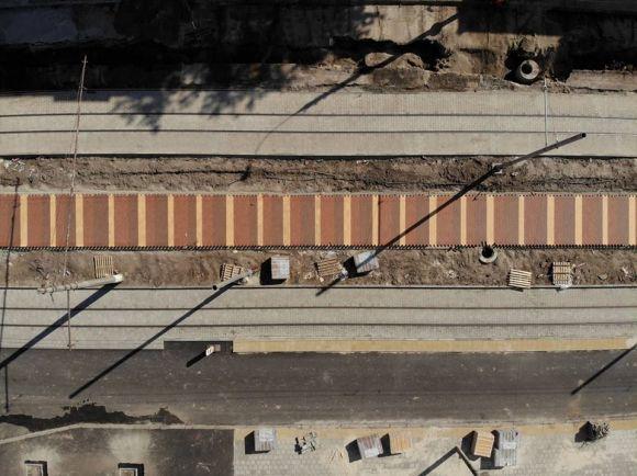 Новини Вінниці - фото з На Замостянській почали викладати плитку на пішохідній алеї На Замостянській почали викладати плитку на пішохідній алеї, фото №2 на сайті 20minut.ua