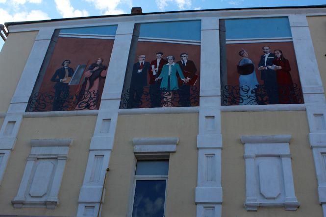 Новини Вінниці - фото з Принц, модерн та квіти висотою 27 метрів! Як виглядають мурали, які зробили у 2018 році Принц, модерн та квіти висотою 27 метрів! Як виглядають мурали, які зробили у 2018 році, фото №1 на сайті 20minut.ua