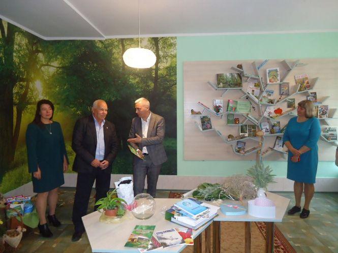 Новини Тернополя - фото з У тернопільській ЕКО-бібліотеці навчать смакувати життя в зеленому стилі У тернопільській ЕКО-бібліотеці навчать смакувати життя в зеленому стилі, фото №5 на сайті 20minut.ua