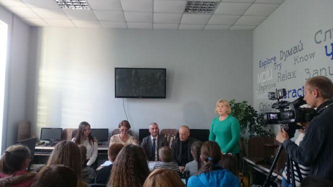 Новини Тернополя - фото з Твори фіналістів конкурсу «ТЕРНОслов» надрукують у збірнику Твори фіналістів конкурсу «ТЕРНОслов» надрукують у збірнику, фото №3 на сайті 20minut.ua