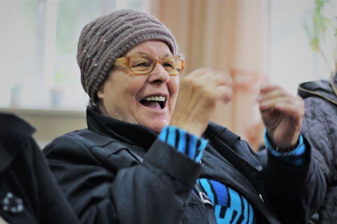 Вони говорять руками: де і навіщо збираються глухі бабусі нашого міста?, фото №8 на сайті 20minut.ua