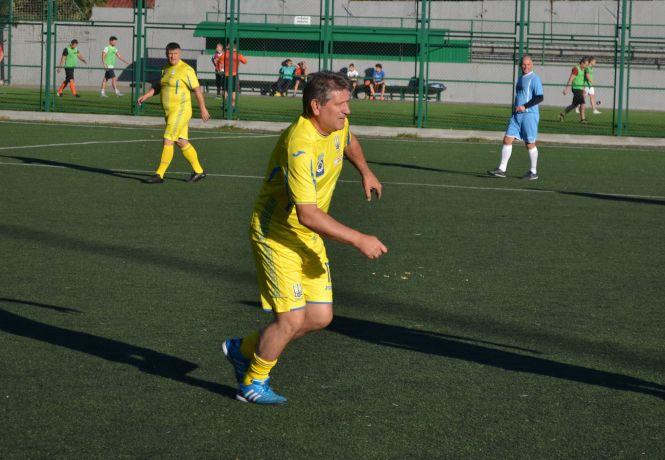 Незвичний турнір: у Хмельницькому зіграла збірна мерів України та зірки футболу, фото №5 на сайті vsim.ua