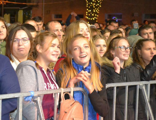 The Hardkiss привітав Хмельницький з Днем міста (ФОТО і ВІДЕО), фото №1 на сайті vsim.ua