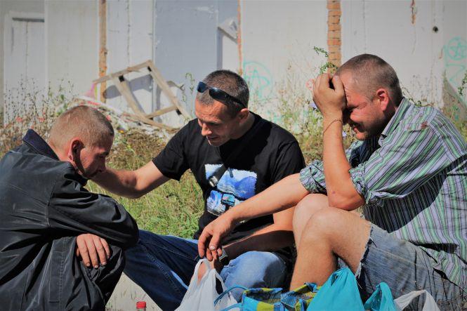 Новини Вінниці - фото з «Мама, нас з Серьожкою мають на реабілітацію забрати»: кому потрібні безхатьки? «Мама, нас з Серьожкою мають на реабілітацію забрати»: кому потрібні безхатьки?, фото №8 на сайті 20minut.ua