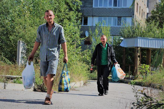 Новини Вінниці - фото з «Мама, нас з Серьожкою мають на реабілітацію забрати»: кому потрібні безхатьки? «Мама, нас з Серьожкою мають на реабілітацію забрати»: кому потрібні безхатьки?, фото №13 на сайті 20minut.ua