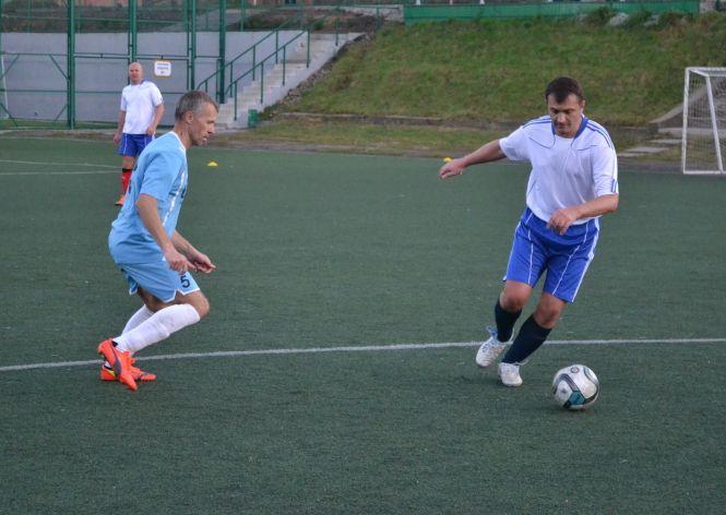 Незвичний турнір: у Хмельницькому зіграла збірна мерів України та зірки футболу, фото №9 на сайті vsim.ua