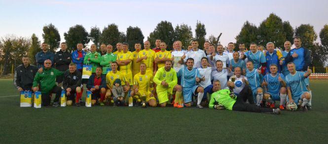 Незвичний турнір: у Хмельницькому зіграла збірна мерів України та зірки футболу, фото №13 на сайті vsim.ua