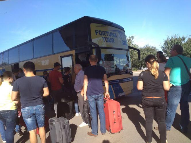 Новини Хмельницького - фото з "Що тут ловити, рівень життя у Польщі не те, що в нас": куди хмельничани їдуть на заробітки "Що тут ловити, рівень життя у Польщі не те, що в нас": куди хмельничани їдуть на заробітки, фото №1 на сайті vsim.ua