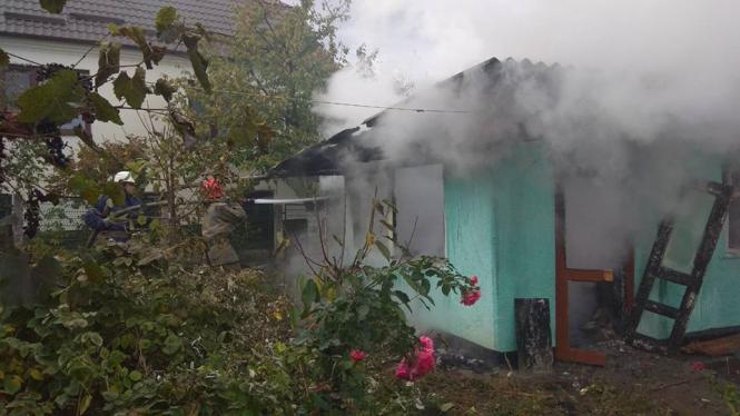 Кам’янецькі пожежники  погасили вогонь за 5 хвилин, фото №2 на сайті 20minut.ua