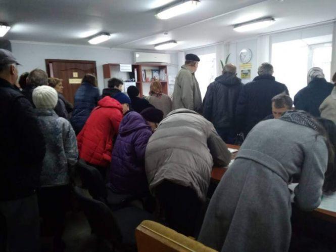 Новини Хмельницького - фото з "Я без субсидії не зможу, замерзати буду": як хмельничани штурмують соцзахист "Я без субсидії не зможу, замерзати буду": як хмельничани штурмують соцзахист, фото №1 на сайті vsim.ua