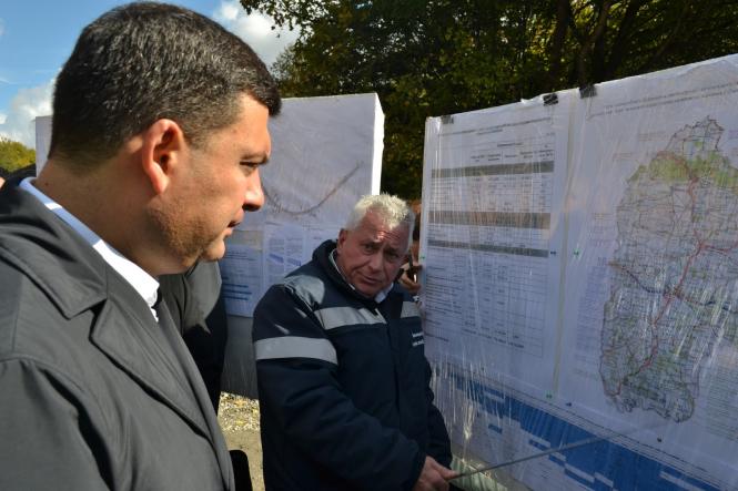 Новини Хмельницького - фото з Прем'єр Гройсман відвідав Хмельниччину: де побував і що говорив Прем'єр Гройсман відвідав Хмельниччину: де побував і що говорив, фото №1 на сайті vsim.ua