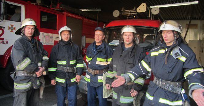 Як з  калинівського «пекла» вручну штовхали дві залізничні платформи з озброєнням, фото №4 на сайті 20minut.ua