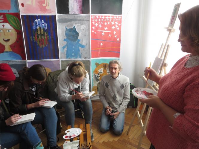 Новини Хмельницького - фото з У художньому музеї показали, як створювати шедеври акрилом У художньому музеї показали, як створювати шедеври акрилом, фото №7 на сайті vsim.ua