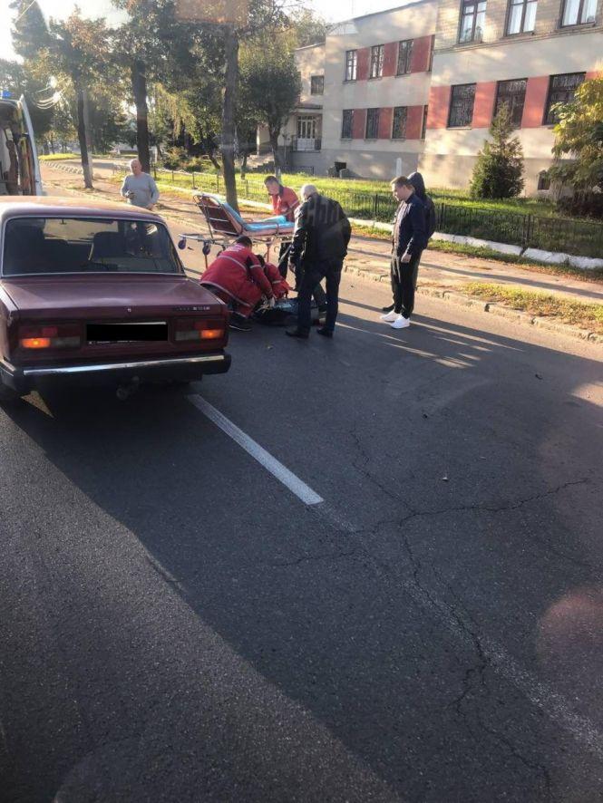 Новини Вінниці - фото з ДТП на Зої Ткаченко: водій збив пішохода. Потерпілий у важкому стані ДТП на Зої Ткаченко: водій збив пішохода. Потерпілий у важкому стані, фото №1 на сайті 20minut.ua
