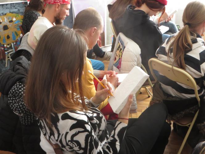 Новини Хмельницького - фото з У художньому музеї показали, як створювати шедеври акрилом У художньому музеї показали, як створювати шедеври акрилом, фото №1 на сайті vsim.ua