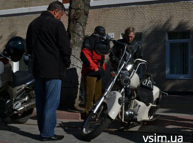 Новини Хмельницького - фото з Мотосезон у Хмельницькому закрили "залізною" виставкою Мотосезон у Хмельницькому закрили "залізною" виставкою, фото №7 на сайті vsim.ua