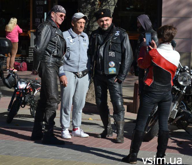 Новини Хмельницького - фото з Мотосезон у Хмельницькому закрили "залізною" виставкою Мотосезон у Хмельницькому закрили "залізною" виставкою, фото №9 на сайті vsim.ua