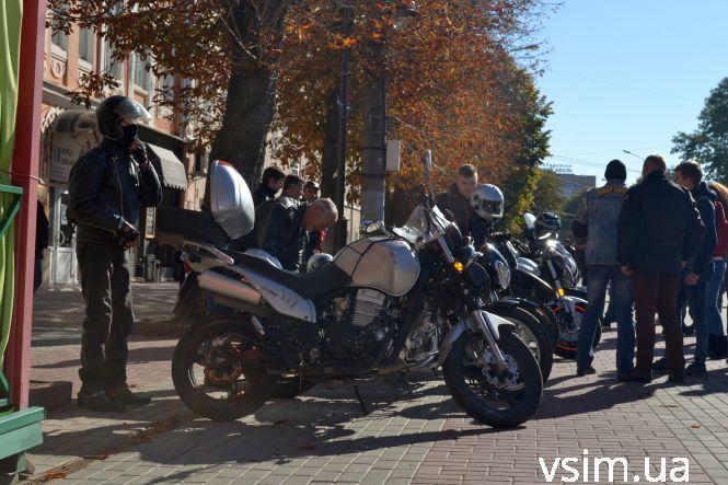 Новини Хмельницького - фото з Мотосезон у Хмельницькому закрили "залізною" виставкою Мотосезон у Хмельницькому закрили "залізною" виставкою, фото №18 на сайті vsim.ua