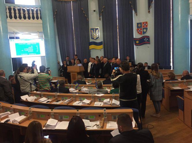 Новини Вінниці - фото з Сесія облради: «Брехун», Почекун, цьомки-бомки та 900 грамів макулатури Сесія облради: «Брехун», Почекун, цьомки-бомки та 900 грамів макулатури, фото №5 на сайті 20minut.ua