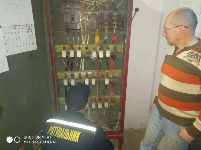 Пожежники провели профілактичний рейд у Кам'янецьких гуртожитках, фото №3 на сайті 20minut.ua