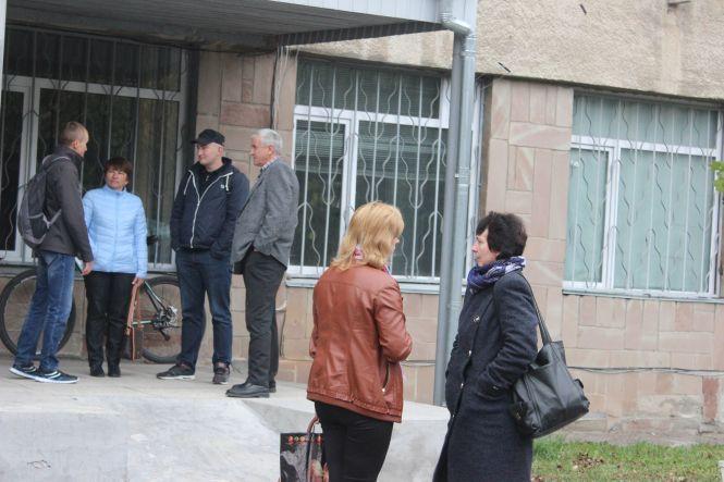 “Нашим дітям не дозволили перевдягнутись та взяти документи”: мами тернопільських призовників, яких відправляють в армію, фото №1 на сайті 20minut.ua