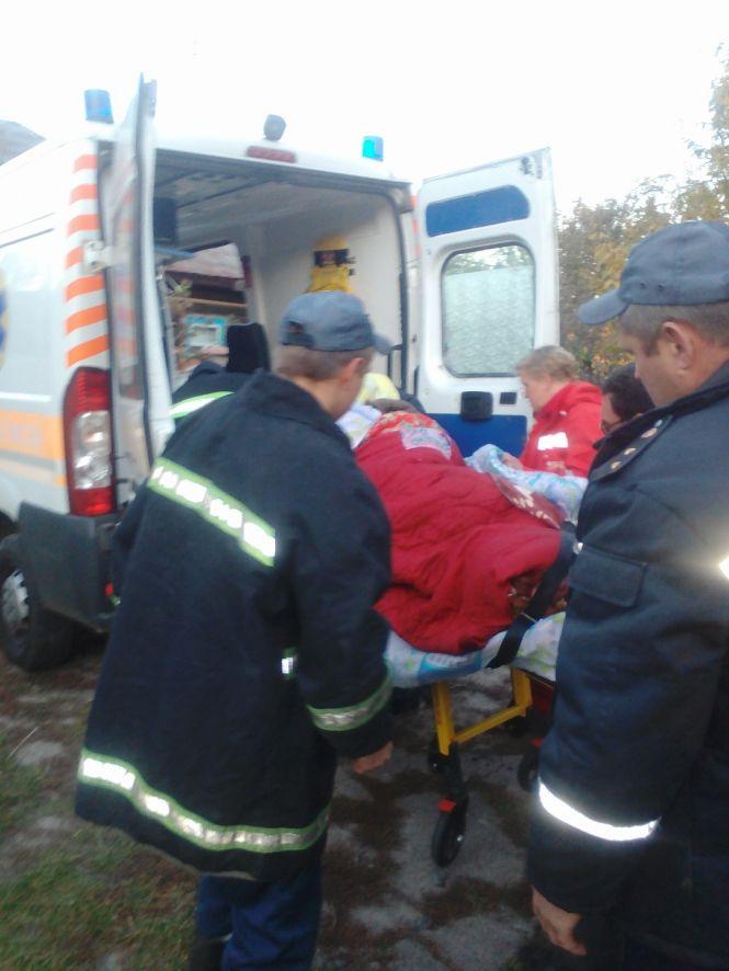 Пенсіонерка дивом вижила після падіння в криницю, фото №1 на сайті 20minut.ua