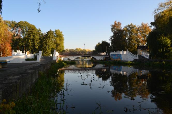 Новини Хмельницького - фото з Яскраві кольори осені у парках Хмельницького (ФОТОРЕПОРТАЖ) Яскраві кольори осені у парках Хмельницького (ФОТОРЕПОРТАЖ), фото №17 на сайті vsim.ua